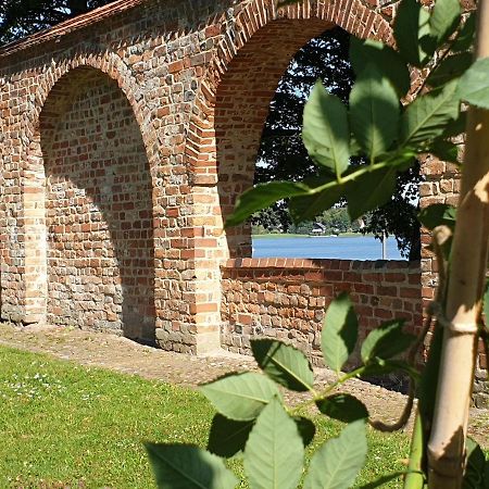 Aparthotel Travel Art Boardinghouse Neuruppin Exterior foto
