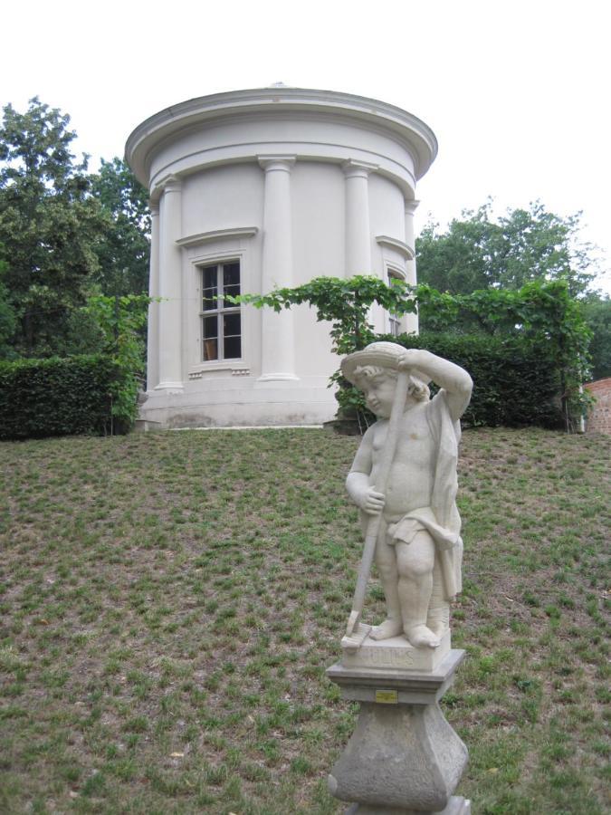 Aparthotel Travel Art Boardinghouse Neuruppin Exterior foto